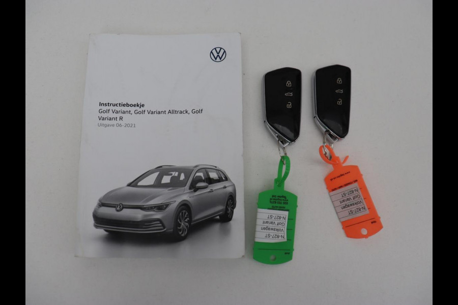 Volkswagen Golf 1.0 TSI Life | Adaptive cruise | Carplay | Navigatie | Parkeerhulp | Sfeerverlichting | Climate control | Digital Cockpit | Bluetooth