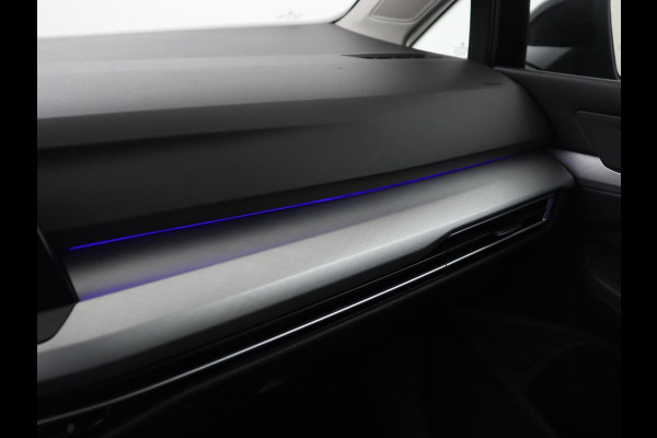 Volkswagen Golf 1.0 TSI Life | Adaptive cruise | Carplay | Navigatie | Parkeerhulp | Sfeerverlichting | Climate control | Digital Cockpit | Bluetooth