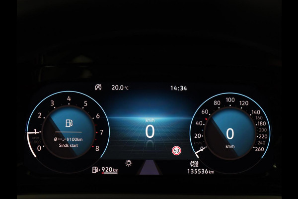 Volkswagen Golf 1.0 TSI Life | Adaptive cruise | Carplay | Navigatie | Parkeerhulp | Sfeerverlichting | Climate control | Digital Cockpit | Bluetooth