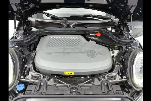 MINI Cooper Electric S MINI Yours 135KW / 33 kWh SOH 100% Comfort plus / Leder / Navigatie / Pdc+Camera / Harman Kardon / Apk 05-2027