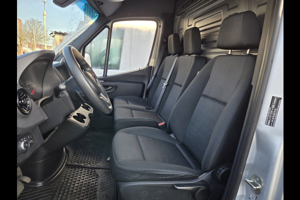 Mercedes-Benz Sprinter 215 CDI L2/H2 Automaat MBux systeem Airco Achteruitrijcamera