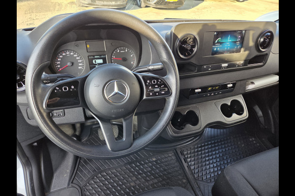 Mercedes-Benz Sprinter 215 CDI L2/H2 Automaat MBux systeem Airco Achteruitrijcamera