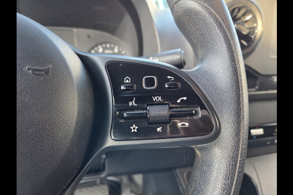 Mercedes-Benz Sprinter 215 CDI L2/H2 Automaat MBux systeem Airco Achteruitrijcamera