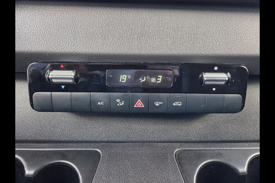 Mercedes-Benz Sprinter 215 CDI L2/H2 Automaat MBux systeem Airco Achteruitrijcamera