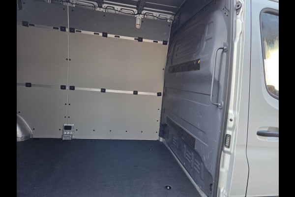 Mercedes-Benz Sprinter 215 CDI L2/H2 Automaat MBux systeem Airco Achteruitrijcamera