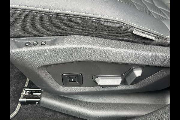Peugeot E-5008 GT 73 kWh SOH 95%| 7 PERSOONS | COMPLEET UITGEVOERD| STOEL VENTILATIE |WARMTEPOMP| ADAPTIEVE CRUISE CONTROL | 360° CAMERA | ACHTERBANK VERWARMD |STOEL+ STUURVERWARMING| MEMORY STOEL MET MASSAGE| DODE HOEK SENSOR| ELEKTRISCHE ACHTERKLEP