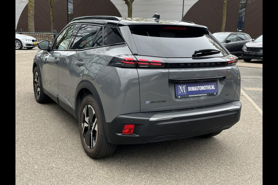 Peugeot e-2008 EV GT 54 kWh WARMTEPOMP| ACHTERUITRIJCAMERA| RIJSTROOK-ASSISTENT| APPLE CARPLAY/ ANDROID AUTO| FABRIEKSGARANTIE PEUGEOT TOT 02-2027| 17.000KM!|