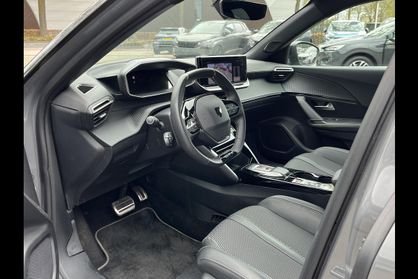 Peugeot e-2008 EV GT 54 kWh WARMTEPOMP| ACHTERUITRIJCAMERA| RIJSTROOK-ASSISTENT| APPLE CARPLAY/ ANDROID AUTO| FABRIEKSGARANTIE PEUGEOT TOT 02-2027| 17.000KM!|