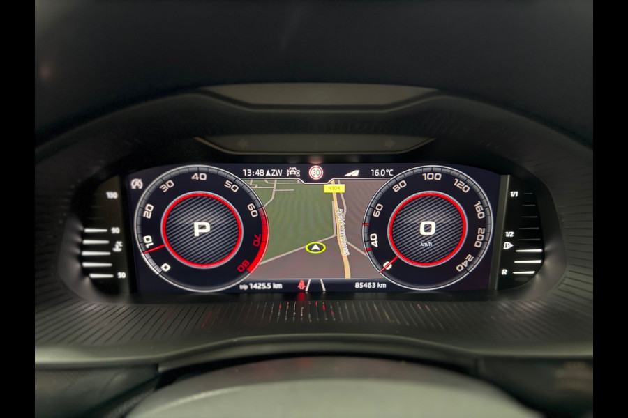 Škoda SCALA 1.5 TSI Monte Carlo | Panorama | Winterpakket | Cruise adaptief | Trekhaak elektr. | BOMVOL |