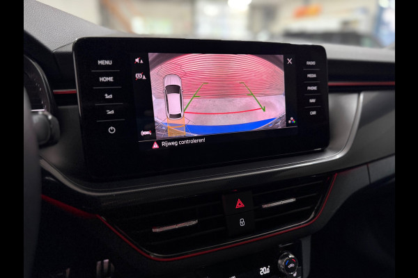 Škoda SCALA 1.5 TSI Monte Carlo | Panorama | Winterpakket | Cruise adaptief | Trekhaak elektr. | BOMVOL |