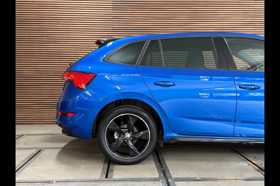 Škoda SCALA 1.5 TSI Monte Carlo | Panorama | Winterpakket | Cruise adaptief | Trekhaak elektr. | BOMVOL |