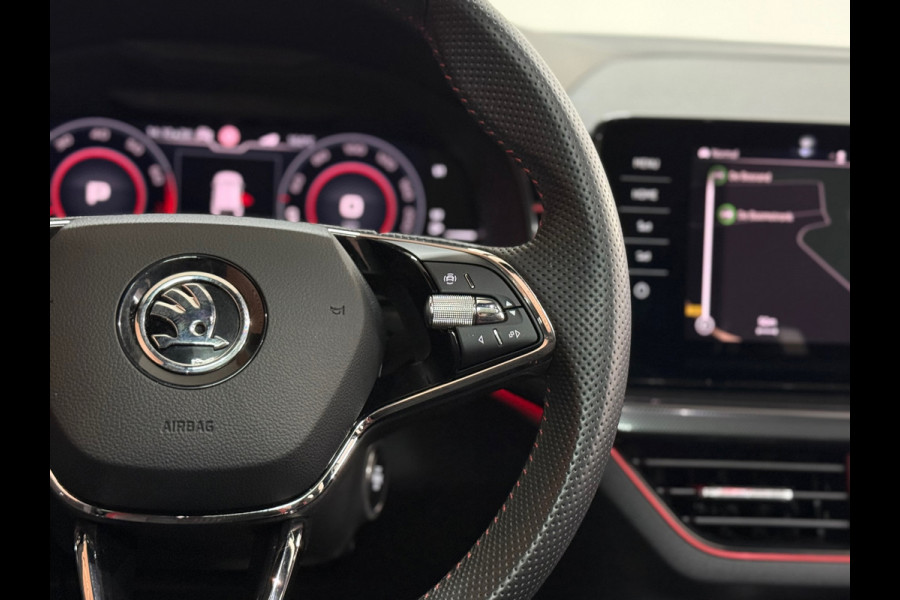 Škoda SCALA 1.5 TSI Monte Carlo | Panorama | Winterpakket | Cruise adaptief | Trekhaak elektr. | BOMVOL |