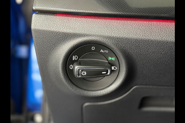 Škoda SCALA 1.5 TSI Monte Carlo | Panorama | Winterpakket | Cruise adaptief | Trekhaak elektr. | BOMVOL |