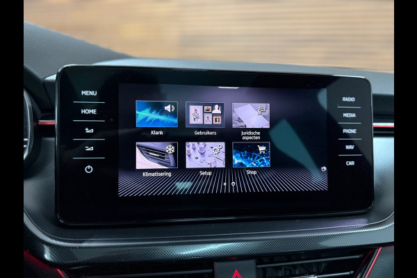 Škoda SCALA 1.5 TSI Monte Carlo | Panorama | Winterpakket | Cruise adaptief | Trekhaak elektr. | BOMVOL |