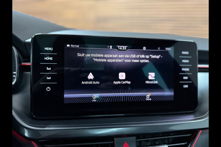 Škoda SCALA 1.5 TSI Monte Carlo | Panorama | Winterpakket | Cruise adaptief | Trekhaak elektr. | BOMVOL |