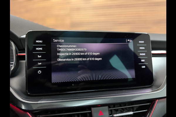 Škoda SCALA 1.5 TSI Monte Carlo | Panorama | Winterpakket | Cruise adaptief | Trekhaak elektr. | BOMVOL |