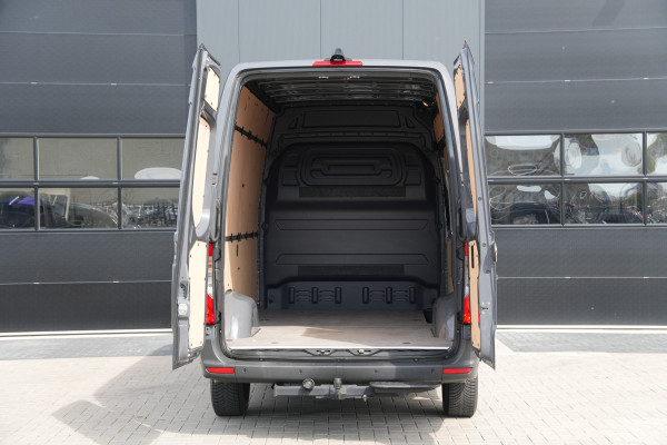 Mercedes-Benz Sprinter 315 1.9 CDI L2H2 RWD Pro 150pk - Trekhaak - Blindspot - LED - Stoelverwarming - Navi - Rijklaar