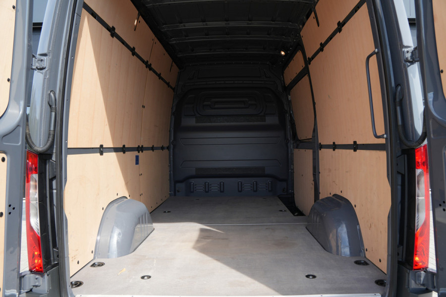 Mercedes-Benz Sprinter 315 1.9 CDI L2H2 RWD Pro 150pk - Trekhaak - Blindspot - LED - Stoelverwarming - Navi - Rijklaar