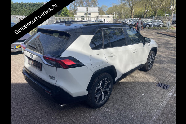 Toyota RAV4 2.5 Plug-in Hybrid AWD Bi-Tone Plus | 1500 KG trekgewicht | JBL Audio | Stoelverwarming & ventilatie | Memory Seats | Schuif-/Kanteldak | Navigatie