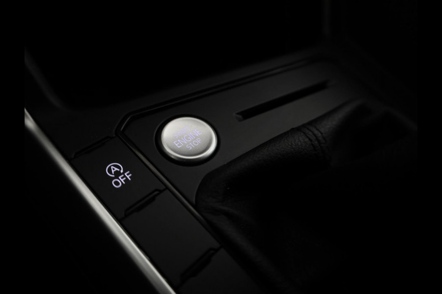 Volkswagen Taigo 1.0 TSI Oranje Edition 95PK | Navigatie | Camera | Keyless entry | Verlengde garantie