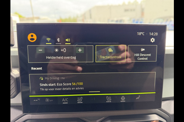 Dacia Duster 1.6 Hybrid 140 Extreme 360" CAMERA CARLAY NAVI STOEL/ VERW. LED-XENON