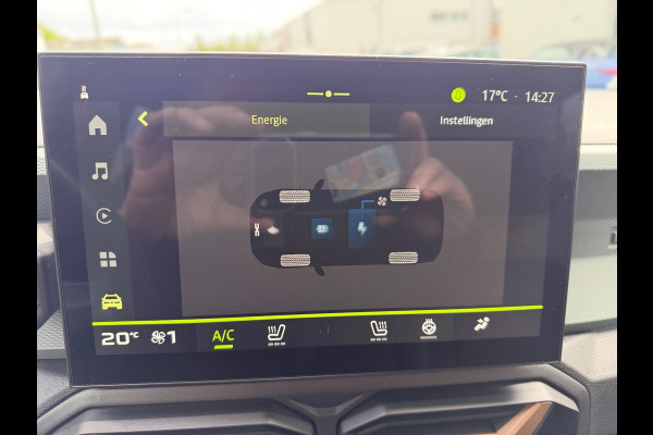 Dacia Duster 1.6 Hybrid 140 Extreme 360" CAMERA CARLAY NAVI STOEL/ VERW. LED-XENON