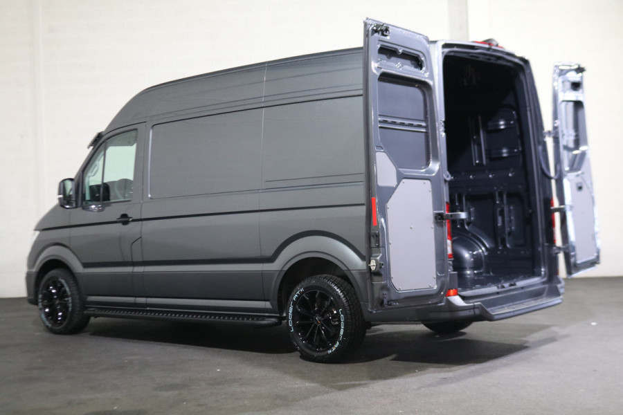 Volkswagen Crafter 2.0 TDI 177pk L3 H3 Automaat Airco Navigatie Camera Led Chauffeurstoel