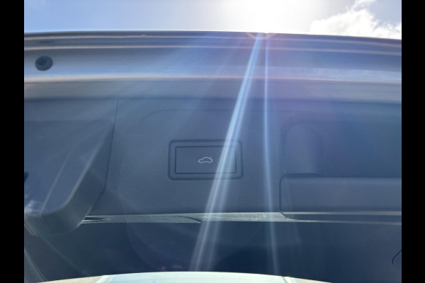 Volkswagen Passat 1.5 TSI R-Line Business + 150pk Adaptieve Cruise | Elektrische Achterklep | Stoelverwarming