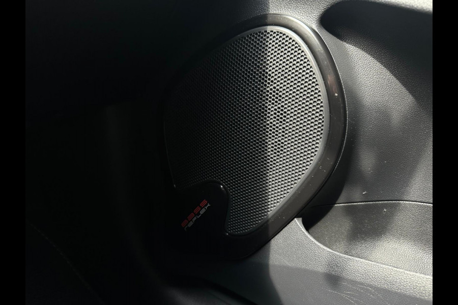 Renault Clio 0.9 TCe Limited, Airco, Bluetooth, Cruise, Navi, PDC, NAP