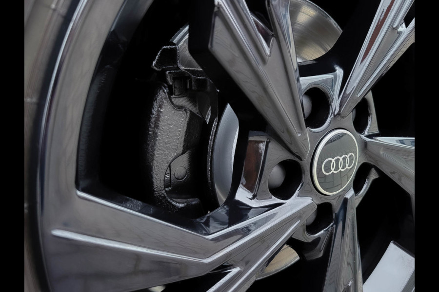 Audi A3 Sportback 40TFSI e 204pk S-Tronic Competition S Edition S-Line Pano|S-Kuipstoel|Ambiance|Matrix|Virtual|ACC|Camera|B&O|S3!