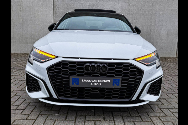 Audi A3 Sportback 40TFSI e 204pk S-Tronic Competition S Edition S-Line Pano|S-Kuipstoel|Ambiance|Matrix|Virtual|ACC|Camera|B&O|S3!