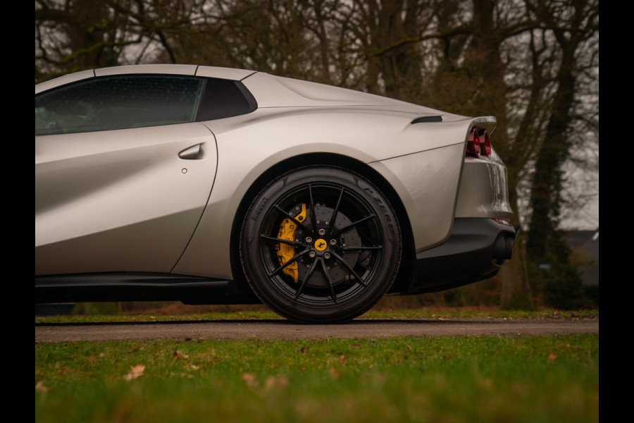 Ferrari 812 GTS 6.5 V12 HELE | Aluminium Lucido | Racing Seats | Lift | Pass. display