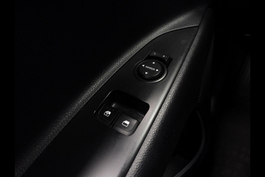 Kia Rio 1.0 T-GDI 100PK Navigator NAVI/CAMERA/AIRCO/CRUISE/15"LMV!