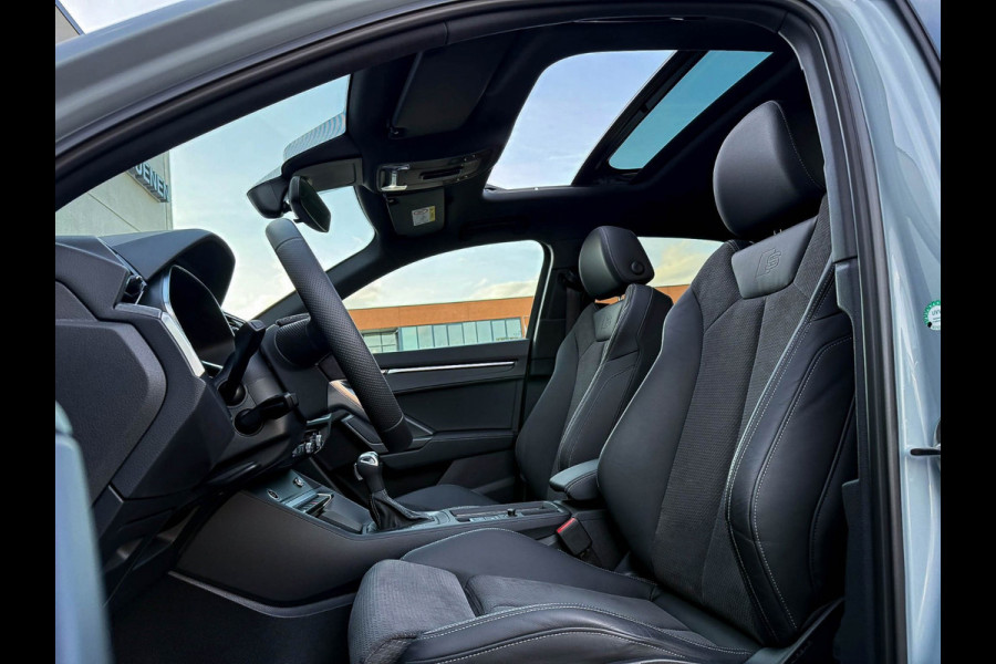 Audi Q3 Sportback 45TFSI e 245pk S-Tronic Competition S Edition S-Line 1éEig 8Dkm! Audi Exclusive|Pano|Ambiance|Camera|Matrix|RSQ3