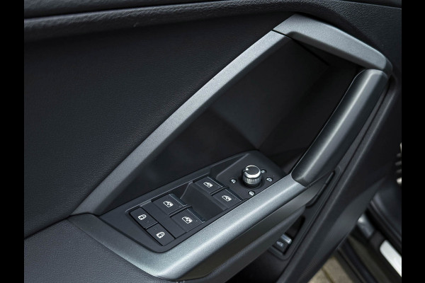 Audi Q3 Sportback 45TFSI e 245pk S-Tronic Competition S Edition S-Line 1éEig Pano|S+Memory|360°|Ambiance|Lane|Matrix|Trekhaak|RSQ3