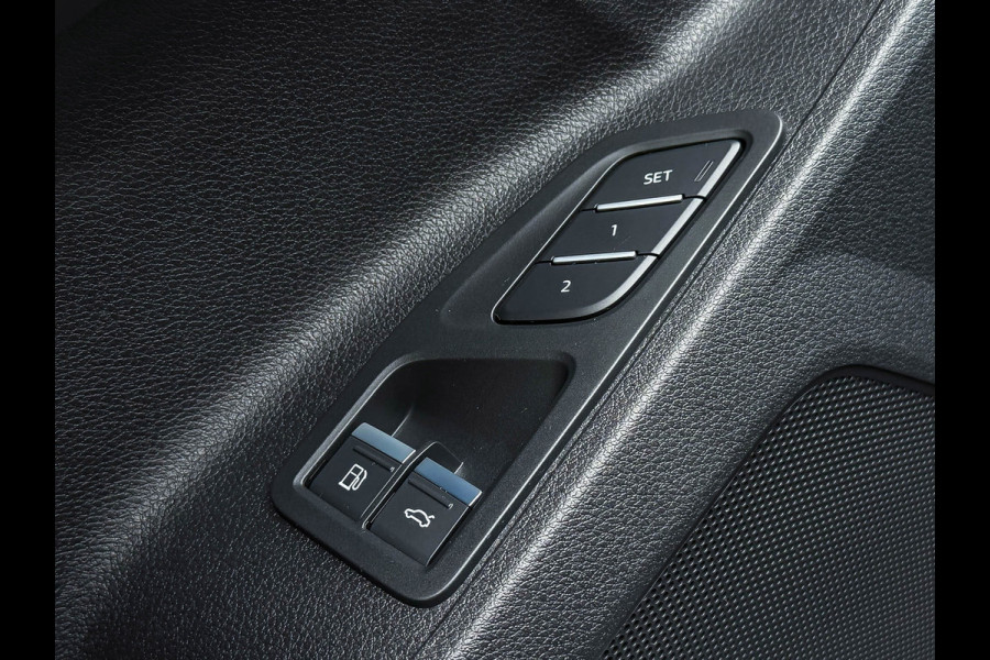 Audi Q3 Sportback 45TFSI e 245pk S-Tronic Competition S Edition S-Line 1éEig Pano|S+Memory|360°|Ambiance|Lane|Matrix|Trekhaak|RSQ3