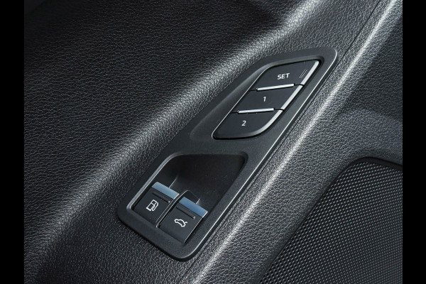 Audi Q3 Sportback 45TFSI e 245pk S-Tronic Competition S Edition S-Line 1éEig Pano|S+Memory|360°|Ambiance|Lane|Matrix|Trekhaak|RSQ3