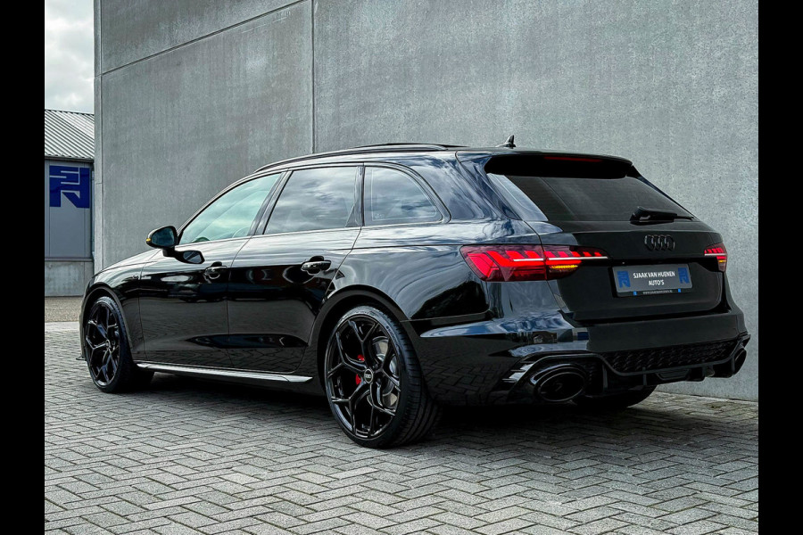 Audi A4 Avant 2.0TFSI 245pk S-Tronic Competition S Edition S-Line 1é Eig! Panoramadak|Virtual|Ambiance|LED Matrix|Leder|Carbon|RS4