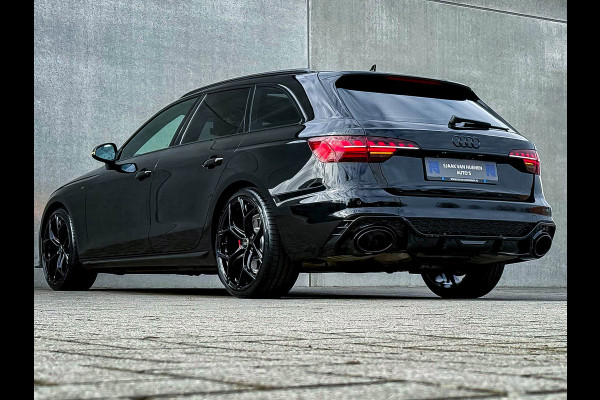 Audi A4 Avant 2.0TFSI 245pk S-Tronic Competition S Edition S-Line 1é Eig! Panoramadak|Virtual|Ambiance|LED Matrix|Leder|Carbon|RS4