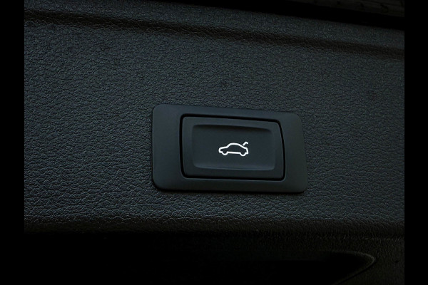 Audi A4 Avant 2.0TFSI 245pk S-Tronic Competition S Edition S-Line 1é Eig! Panoramadak|Virtual|Ambiance|LED Matrix|Leder|Carbon|RS4