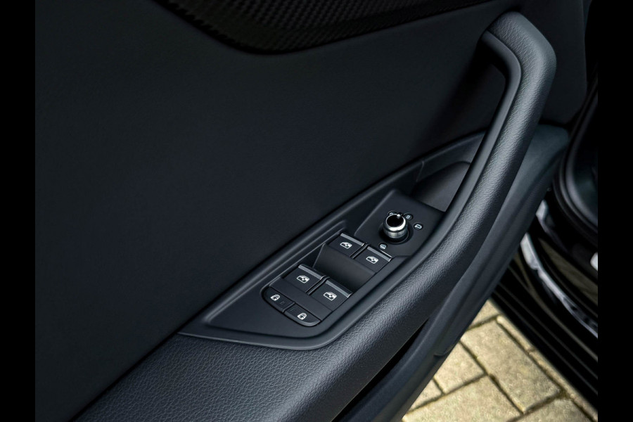 Audi A4 Avant 2.0TFSI 245pk S-Tronic Competition S Edition S-Line 1é Eig! Panoramadak|Virtual|Ambiance|LED Matrix|Leder|Carbon|RS4