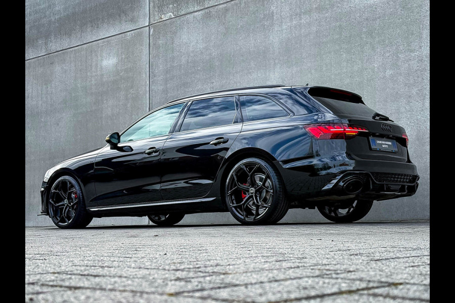Audi A4 Avant 2.0TFSI 245pk S-Tronic Competition S Edition S-Line 1é Eig! Panoramadak|Virtual|Ambiance|LED Matrix|Leder|Carbon|RS4