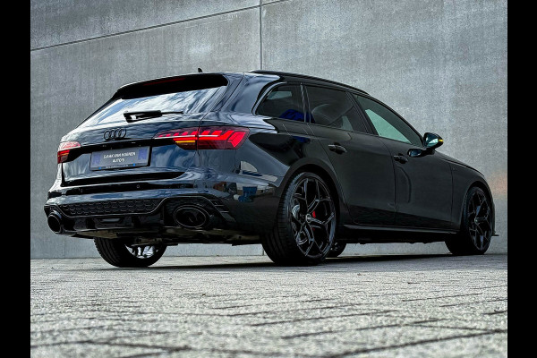 Audi A4 Avant 2.0TFSI 245pk S-Tronic Competition S Edition S-Line 1é Eig! Panoramadak|Virtual|Ambiance|LED Matrix|Leder|Carbon|RS4