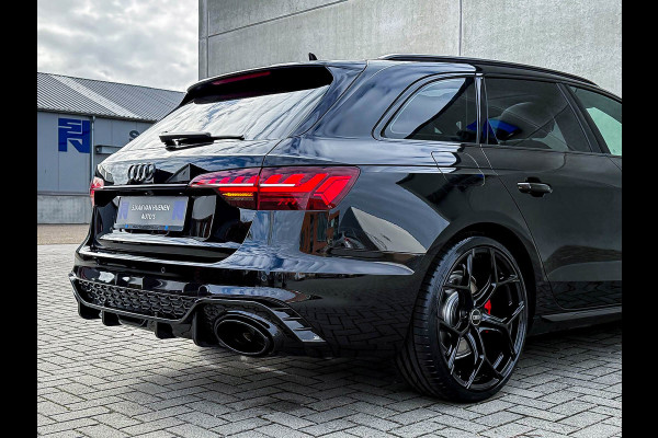 Audi A4 Avant 2.0TFSI 245pk S-Tronic Competition S Edition S-Line 1é Eig! Panoramadak|Virtual|Ambiance|LED Matrix|Leder|Carbon|RS4