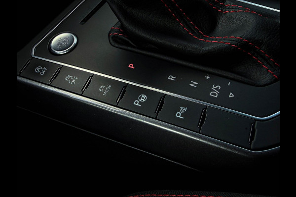 Volkswagen Polo 2.0TSI GTI DSG 200pk! 2é Eig|OEM DEALER|Panorama dak|LED|Virtual|NAVI|ACC|GTI Sport Stoelen|Keyless|Beats|18inch!