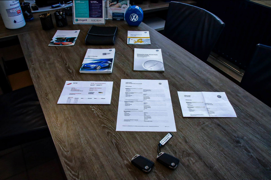 Volkswagen Polo 2.0TSI GTI DSG 200pk! 2é Eig|OEM DEALER|Panorama dak|LED|Virtual|NAVI|ACC|GTI Sport Stoelen|Keyless|Beats|18inch!