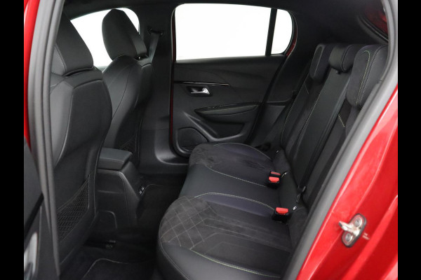 Peugeot e-208 EV GT Pack 50 kWh | SOH 92% | Stoelverwarming | Leder/Alcantara | Adaptive cruise | Carplay | Park Assist | Camera | Keyless | Full LED | Dodehoek detectie | Navigatie | Digital Cockpit