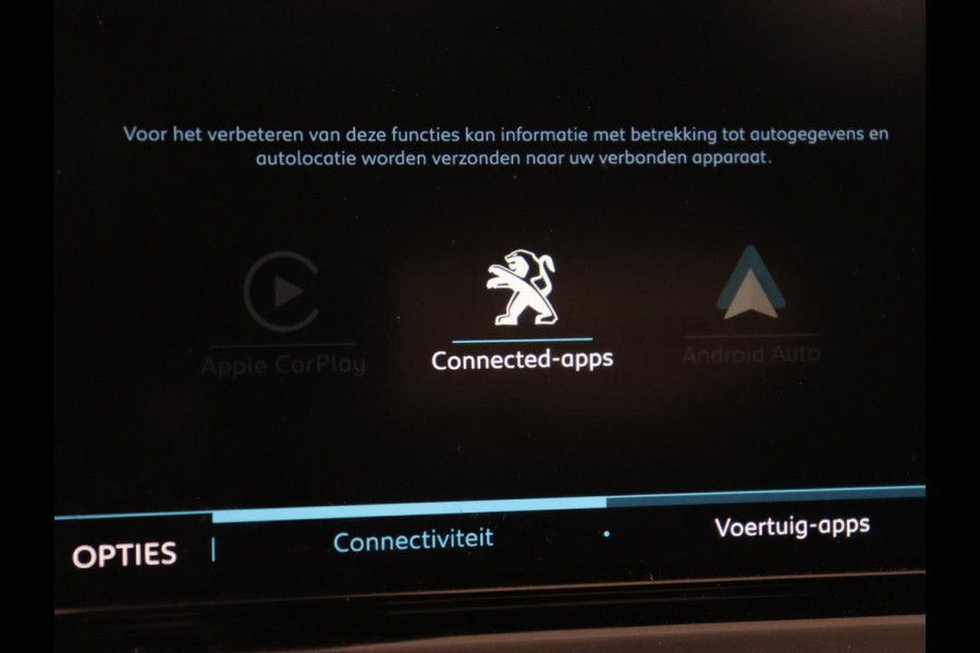 Peugeot e-208 EV GT Pack 50 kWh | SOH 92% | Stoelverwarming | Leder/Alcantara | Adaptive cruise | Carplay | Park Assist | Camera | Keyless | Full LED | Dodehoek detectie | Navigatie | Digital Cockpit