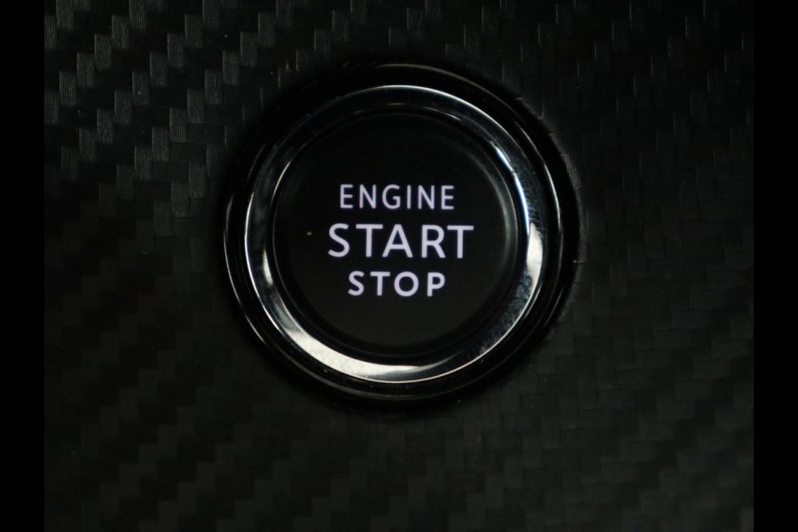 Peugeot e-208 EV GT Pack 50 kWh | SOH 92% | Stoelverwarming | Leder/Alcantara | Adaptive cruise | Carplay | Park Assist | Camera | Keyless | Full LED | Dodehoek detectie | Navigatie | Digital Cockpit
