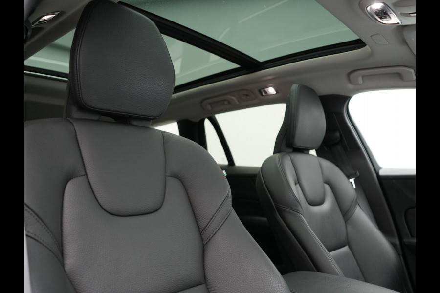 Volvo V60 T6 Recharge AWD Inscription PHEV 340pk Dealer O.H. | Panodak | Camera | Lederen Sportstoelen Memory & Verwarmd | Stuur Verwarmd | Keyless | Navigatie | DAB | Cruise Control | Plug In Hybrid |